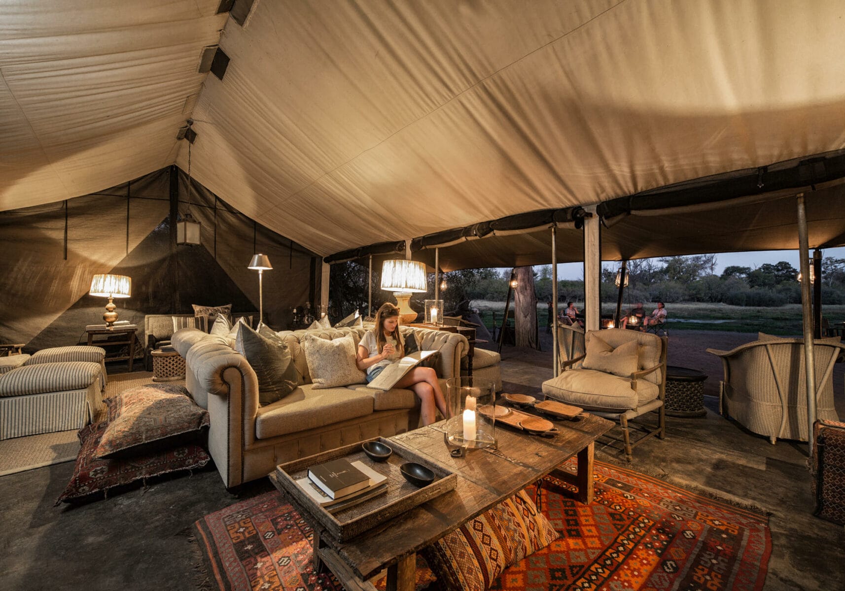 Machaba Camp - lounge area - credit Andrew Howard